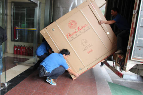 荔波钢琴贵重工艺品无忧运